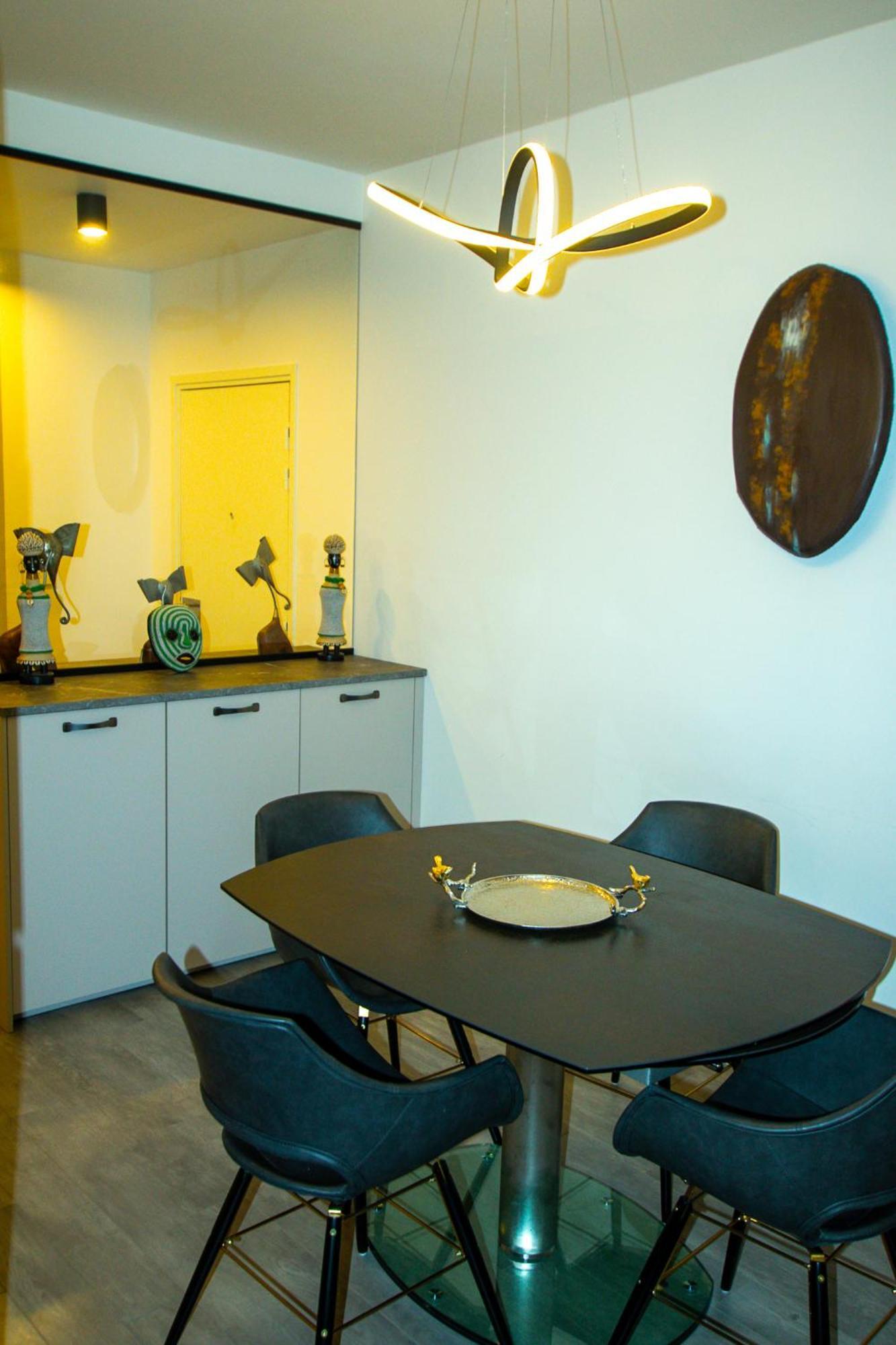 Skyview Luxury Appartement A מונטבראן מראה חיצוני תמונה