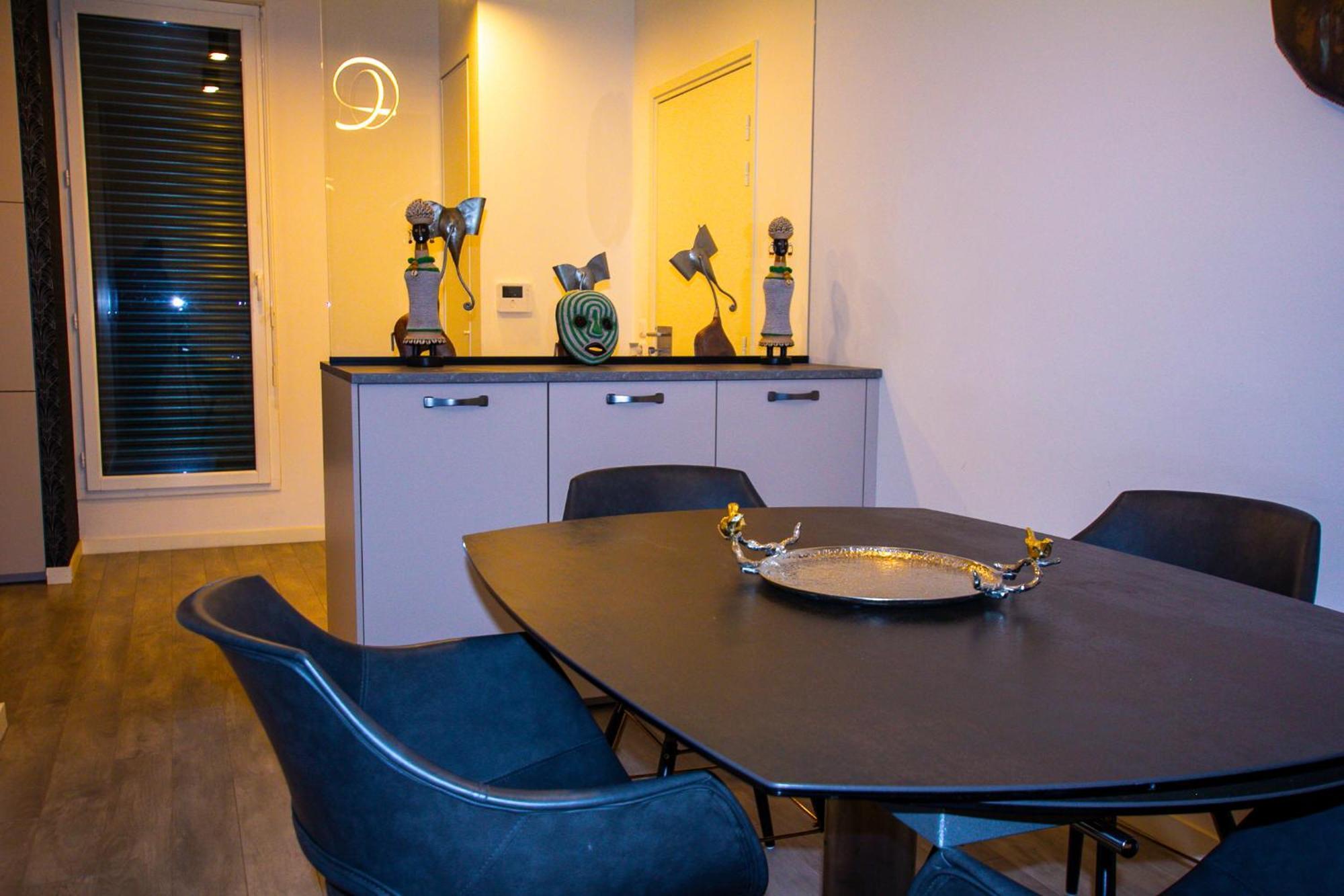 Skyview Luxury Appartement A מונטבראן מראה חיצוני תמונה